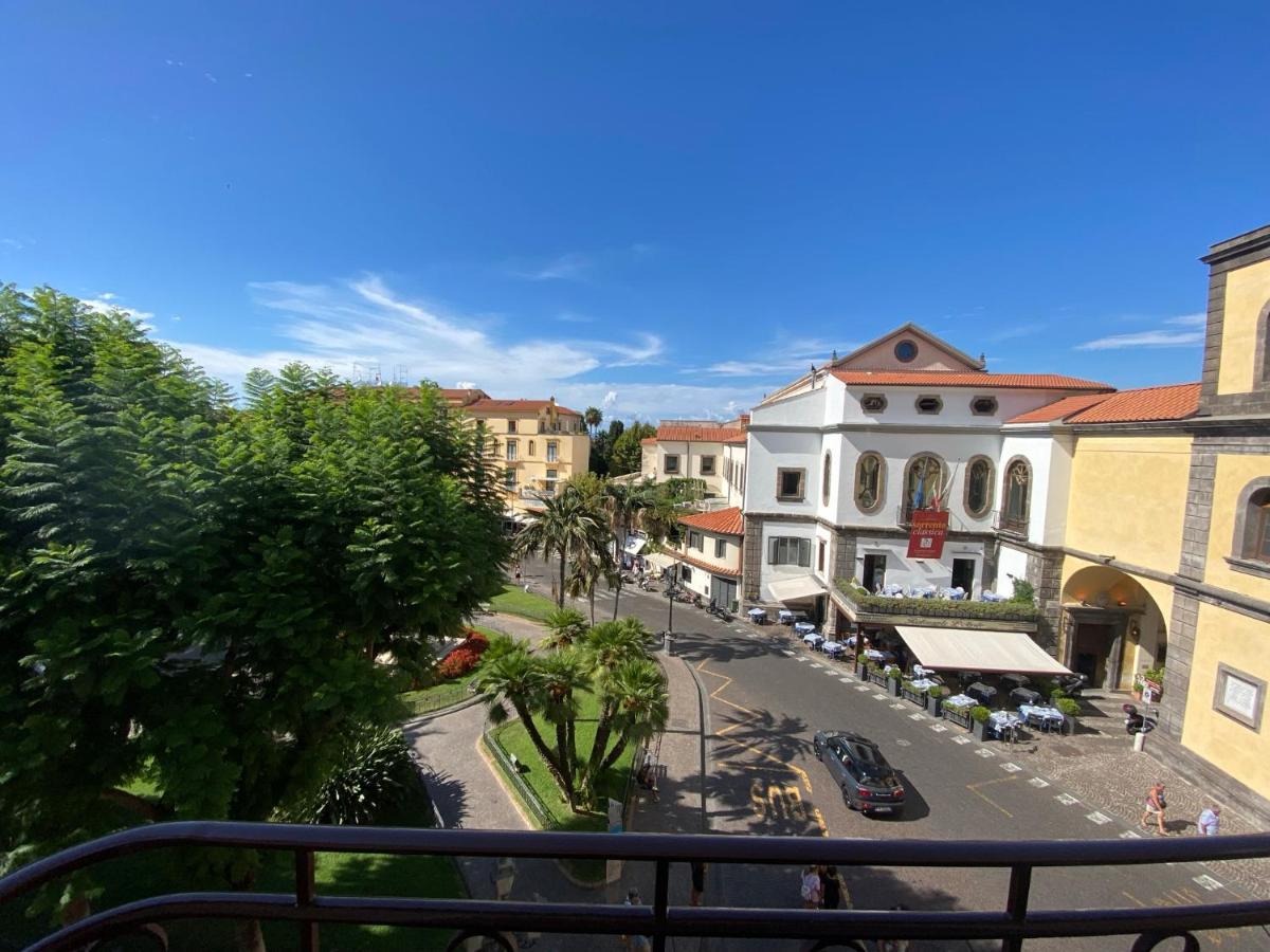Grata Hospes Sorrento - Boutique House - Rooftop Deck - Bbq Екстериор снимка