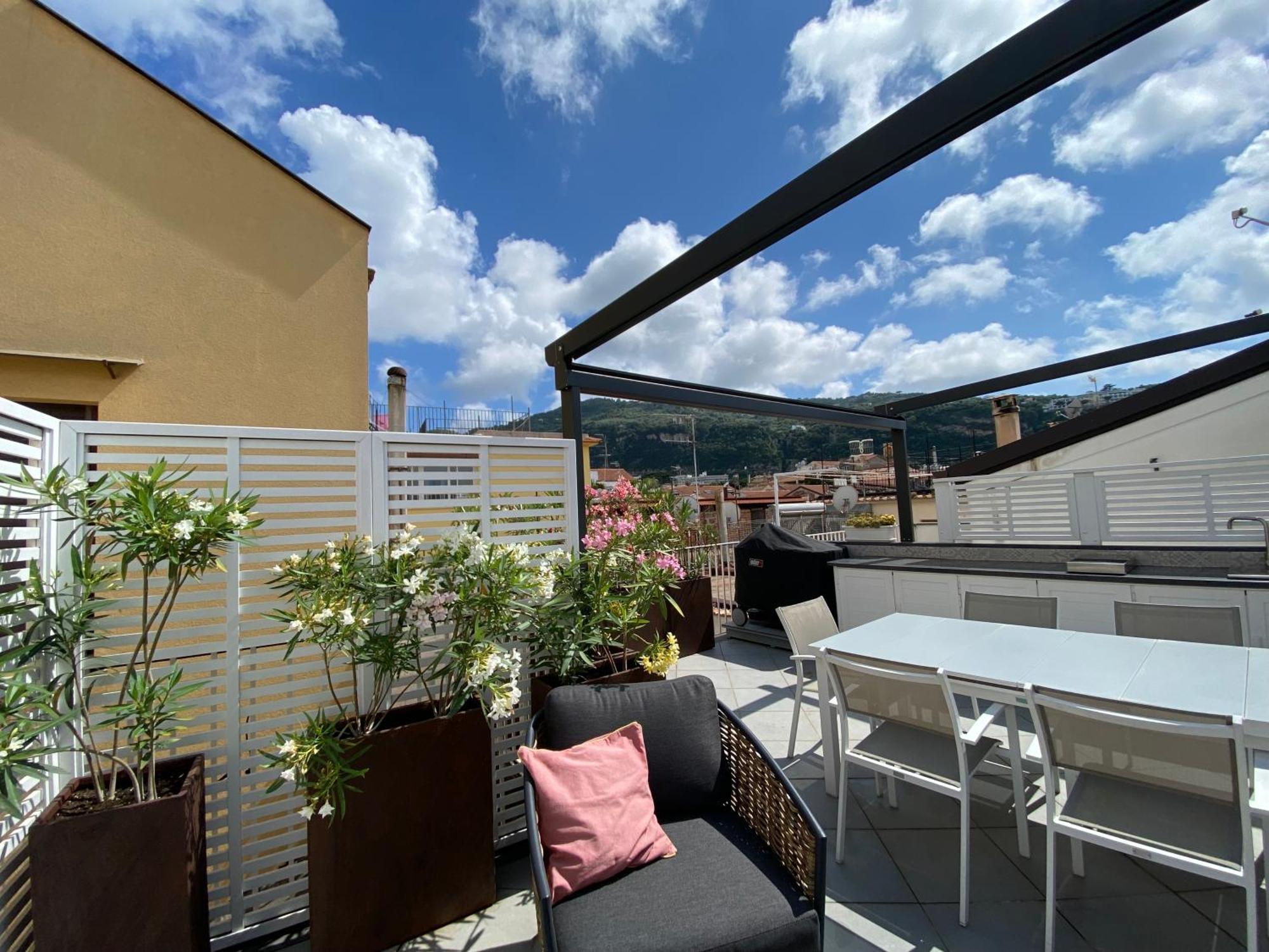 Grata Hospes Sorrento - Boutique House - Rooftop Deck - Bbq Екстериор снимка